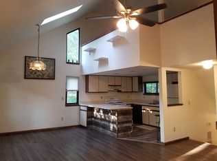 618 Mountain View Way, Bushkill, PA 18324