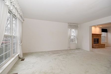 5th image of 732 Saddlewood Dr
