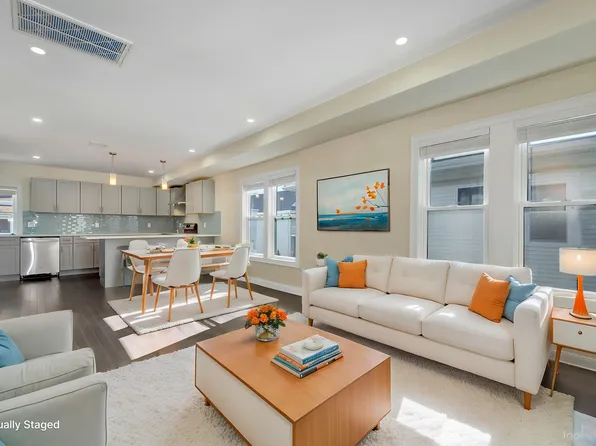 43-45 Wright Ave #2, Medford, MA 02155