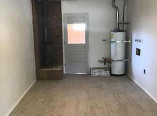 909 Amherst Dr SE, Albuquerque, NM 87106