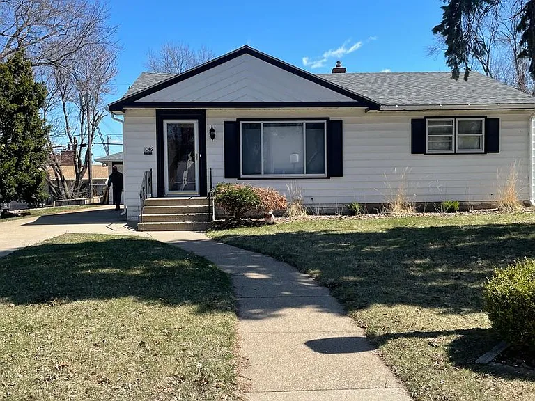 1046 Ohio St — Photo 1