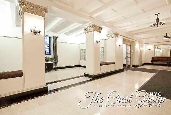 4th image of 175 W 73rd St APT 4D