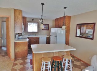 23403 185th St, Paynesville, MN 56362