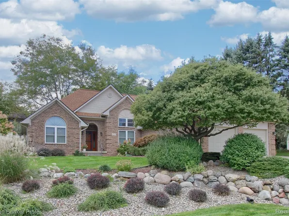 4717 Scots Way, Dexter, MI 48130