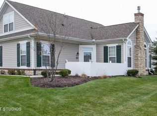 640 Schumann St #640, Woodstock, IL 60098