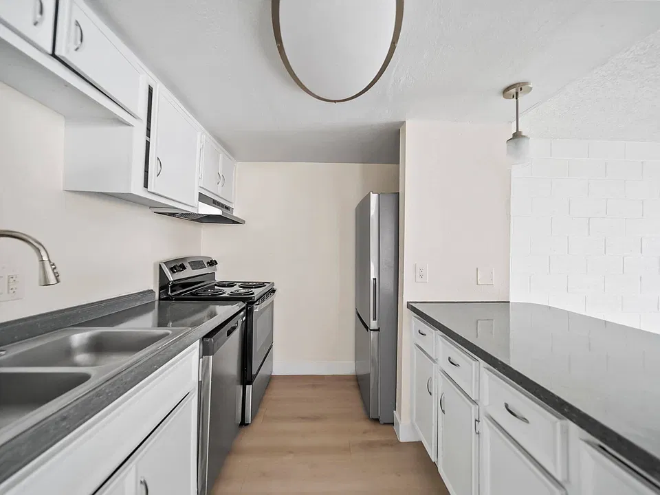 Woodbridge Apartments