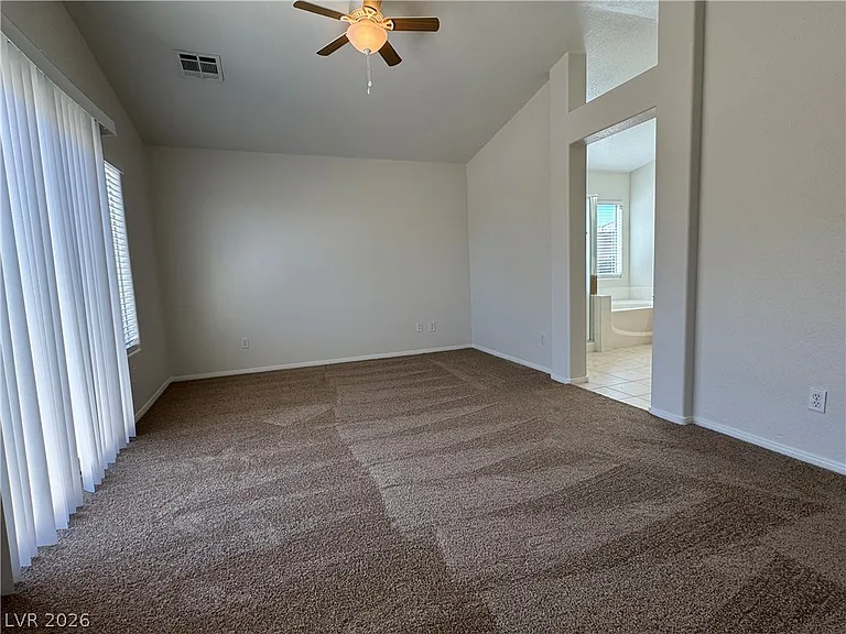 5029 Ivy Creek Ct — Photo 30