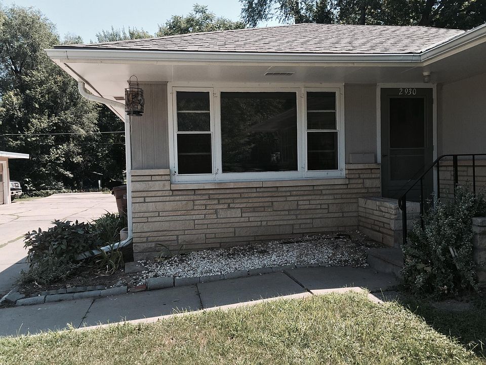 Front entrance facing No Cotner Blvd.