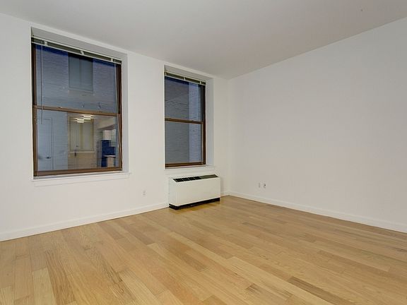 4th image of 37 Wall St APT 19Q