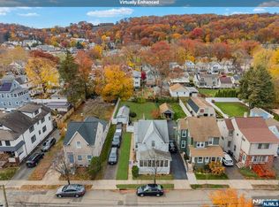 96 2nd Ave, Hawthorne, NJ 07506