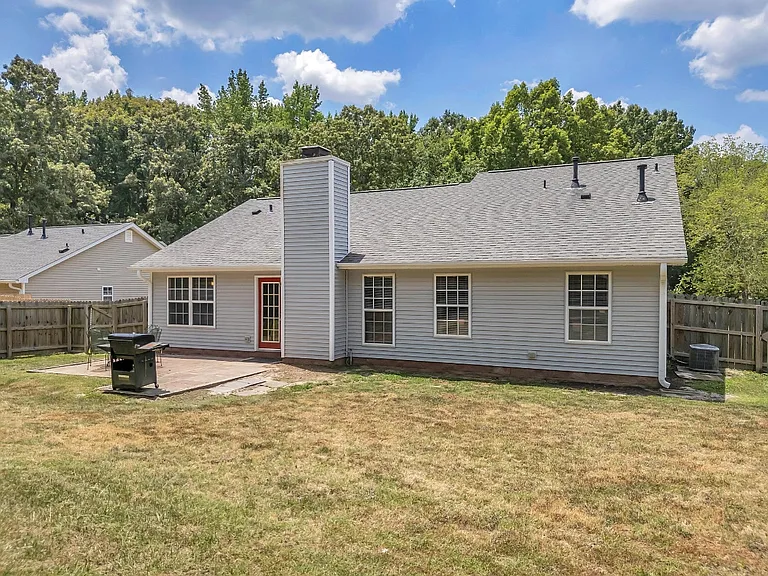 1801 Balfour Downs Cir — Photo 21