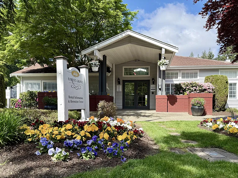 Forest Grove Apartments — Photo 18