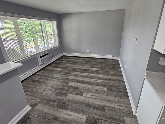 4th image of 4301 S Harlem Ave Unit 6