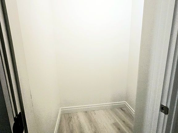 3rd image of 486 Franklin St #2