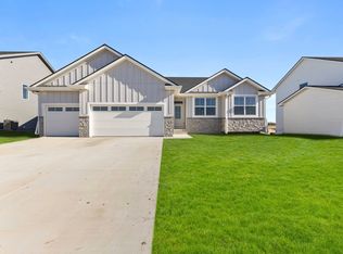 1415 NW Steven St, Waukee, IA 50263