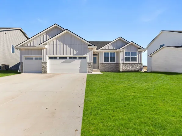 1415 NW Steven St, Waukee, IA 50263