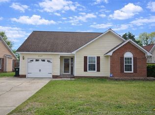 6329 Foxglenn Dr, Fayetteville, NC 28314