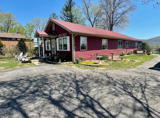 556 Ziegler Ln #B, Stout, OH
