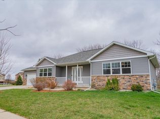 1905 Hawks Ridge Dr, Verona, WI 53593