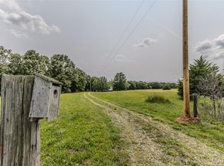 149 Birdhouse Ln, Roach, MO 65787