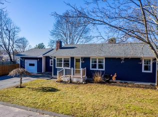 14 Saratoga St, Fairhaven, MA 02719