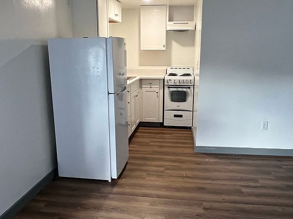 2nd image of 241 N Broadway St #7
