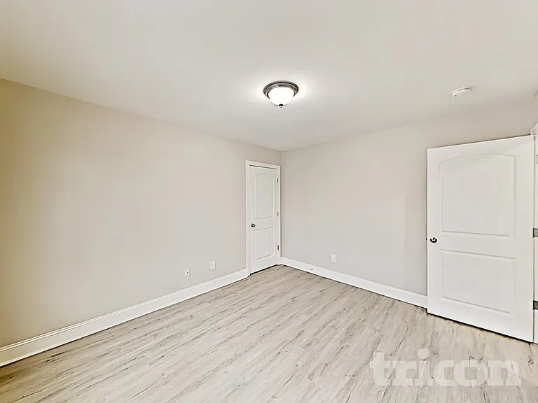 1868 Providence Ct — Photo 9