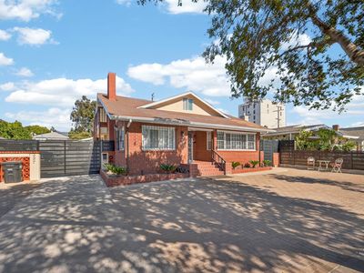 327 Vine St, Glendale, CA, 91204