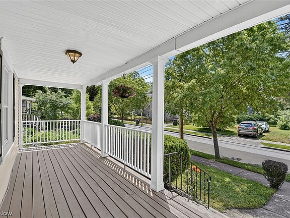 4th image of 405 Silver St