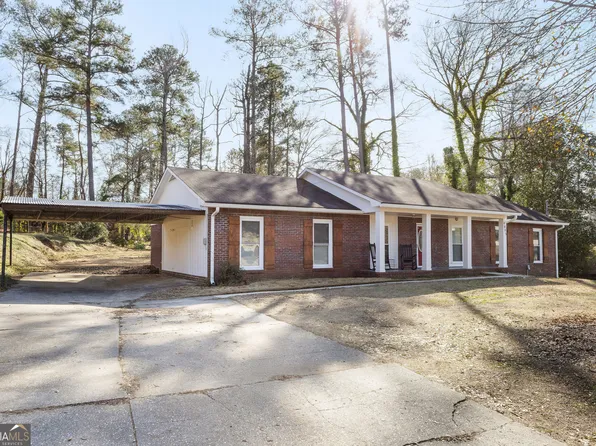 4805 Poyner Ct, Phenix City, AL 36870