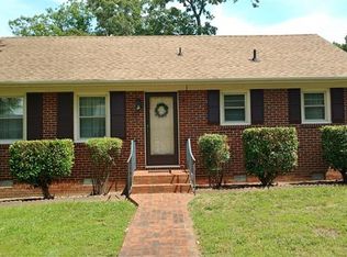 3005 Luck Ln, Hopewell, VA 23860