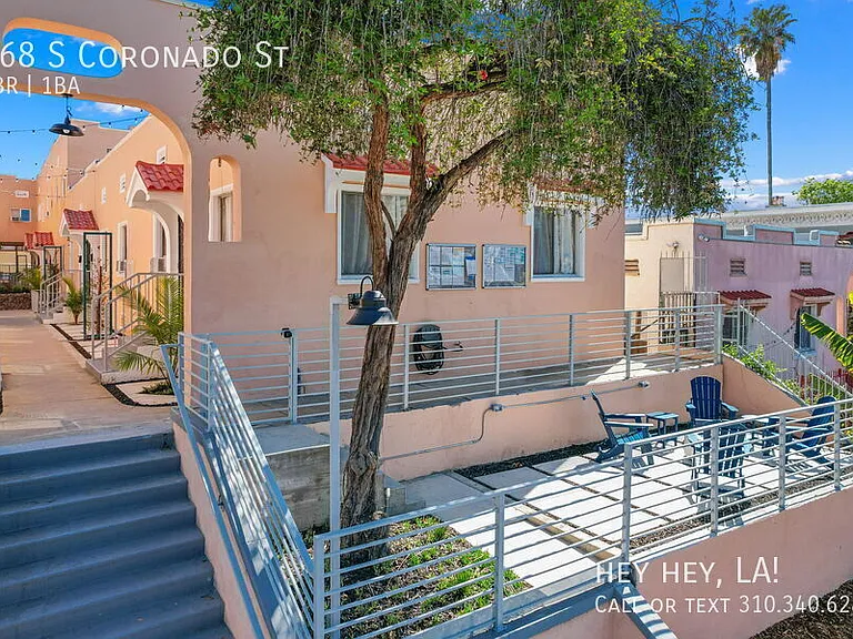 268 S Coronado St — Photo 32