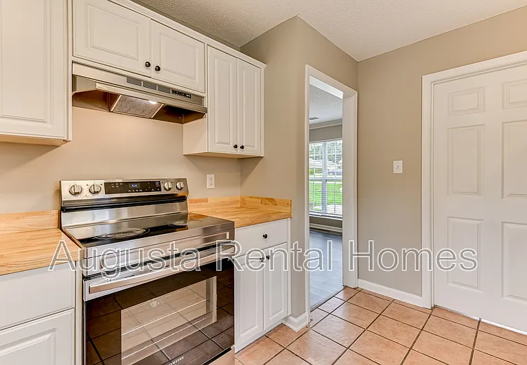 4416 Hatteras Dr — Photo 18