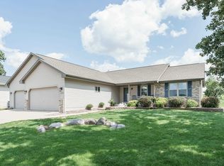 4562 Parkwood Dr, Milton, WI 53563