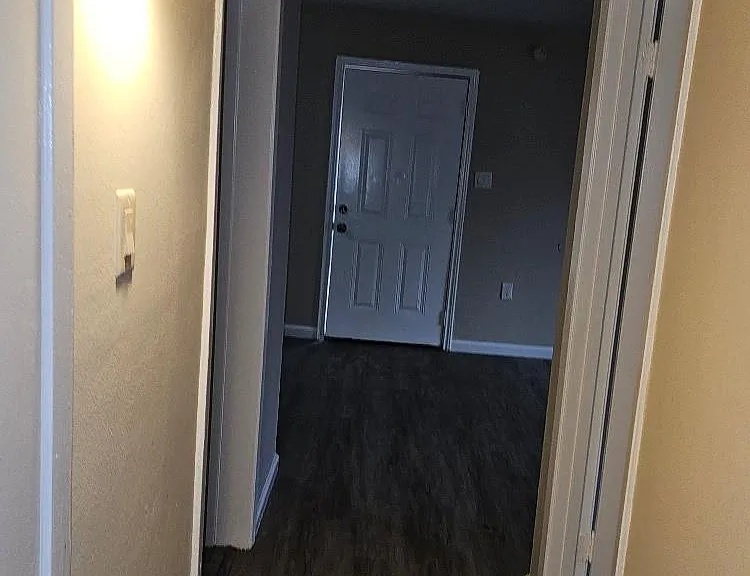 6815 Beachwood St #3 — Photo 14