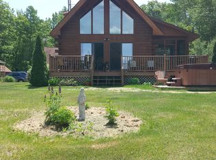 55 Elm St, Effingham, NH 03882