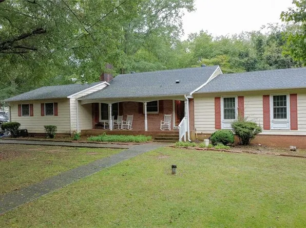 1256 Terry Rd, Winston Salem, NC 27107