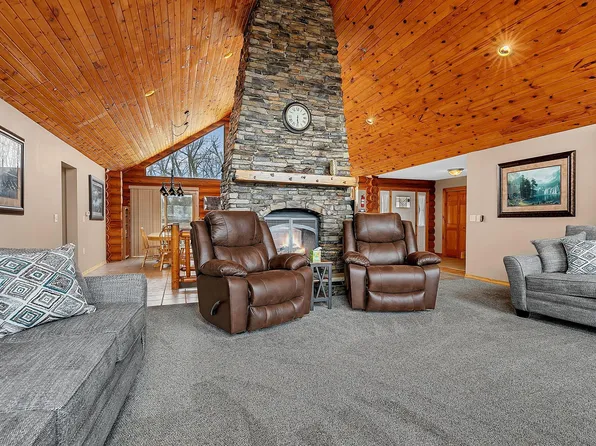 20368 Edgehill Cir, Richmond, MN 56368