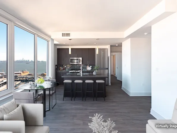 5 Bay Street image 4 of 14