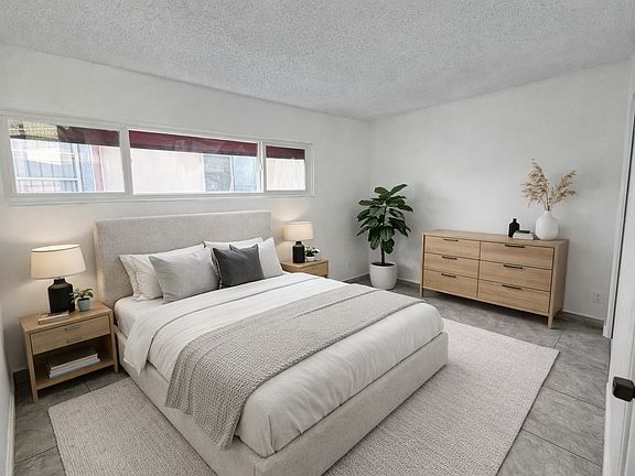 3rd image of 840 Chestnut Ave #3