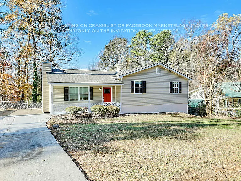 5600 N Allen Rd SE — Photo 3