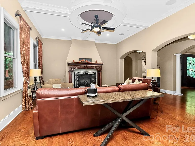 6031 Greystone Dr — Photo 10