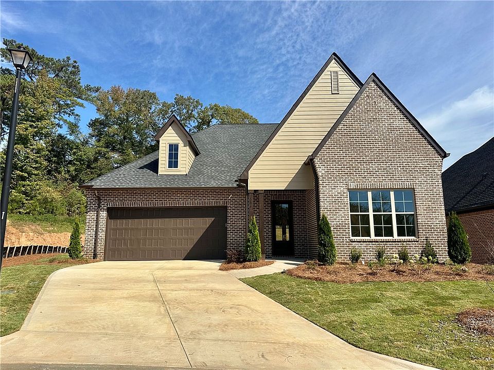 1st image of 584 Glenview Ct