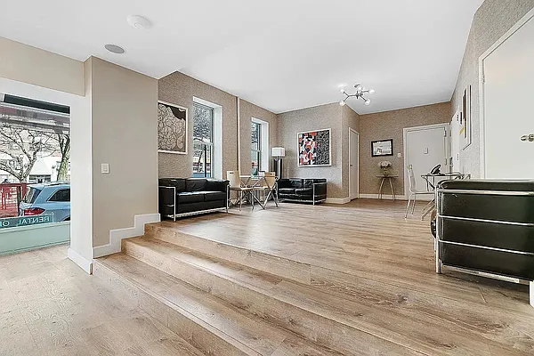 Rented by REAL New York | media 8