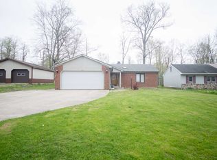 7074 E Harrold Rd, Churubusco, IN 46723