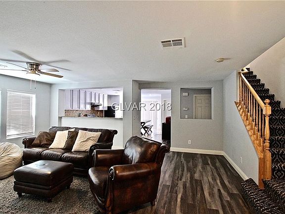 4th image of 710 Penshaw Bridge Ave