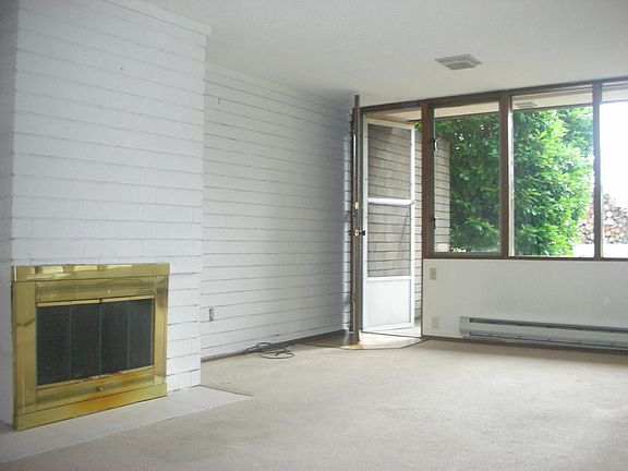 2nd image of 3005 N Highland St #C1