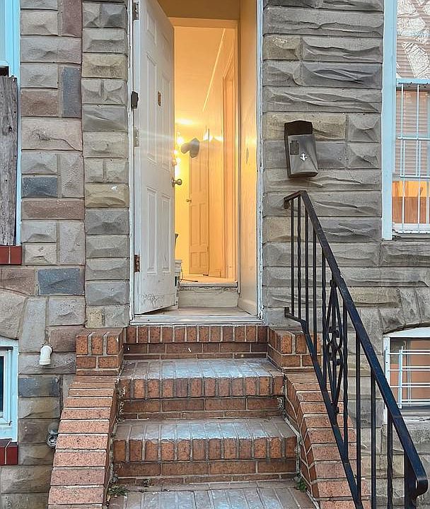 1st image of 407 S Smallwood St