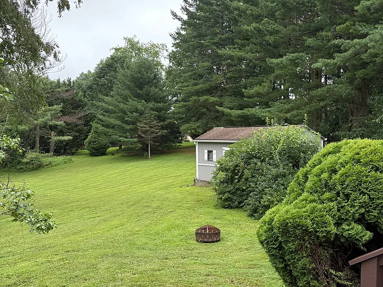11322 Old Hopkins Rd — Photo 52