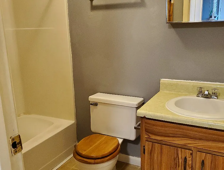 126 Lake St #128 — Photo 7
